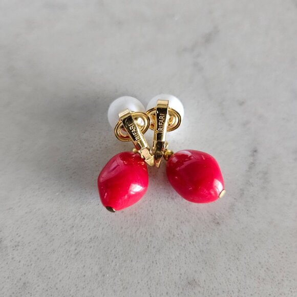 SET OF RED, WHITE, BLU & GOLD BANGLE BRACELETS & CROWN TRIFARI RED BEAD EARRINGS - Picture 11 of 15